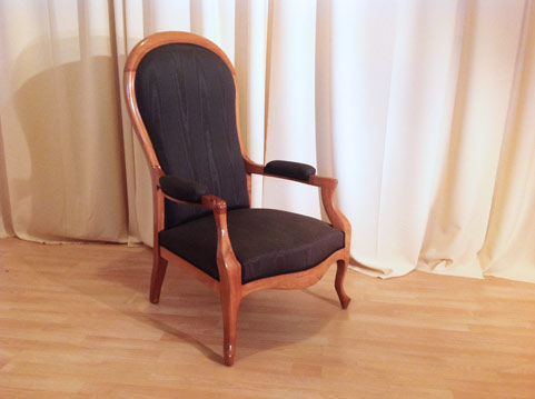 Antik-M&ouml;bel Kirschbaumm&ouml;bel