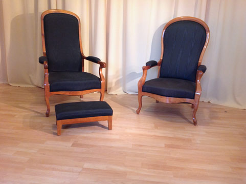 Antik-M&ouml;bel Kirschbaumm&ouml;bel